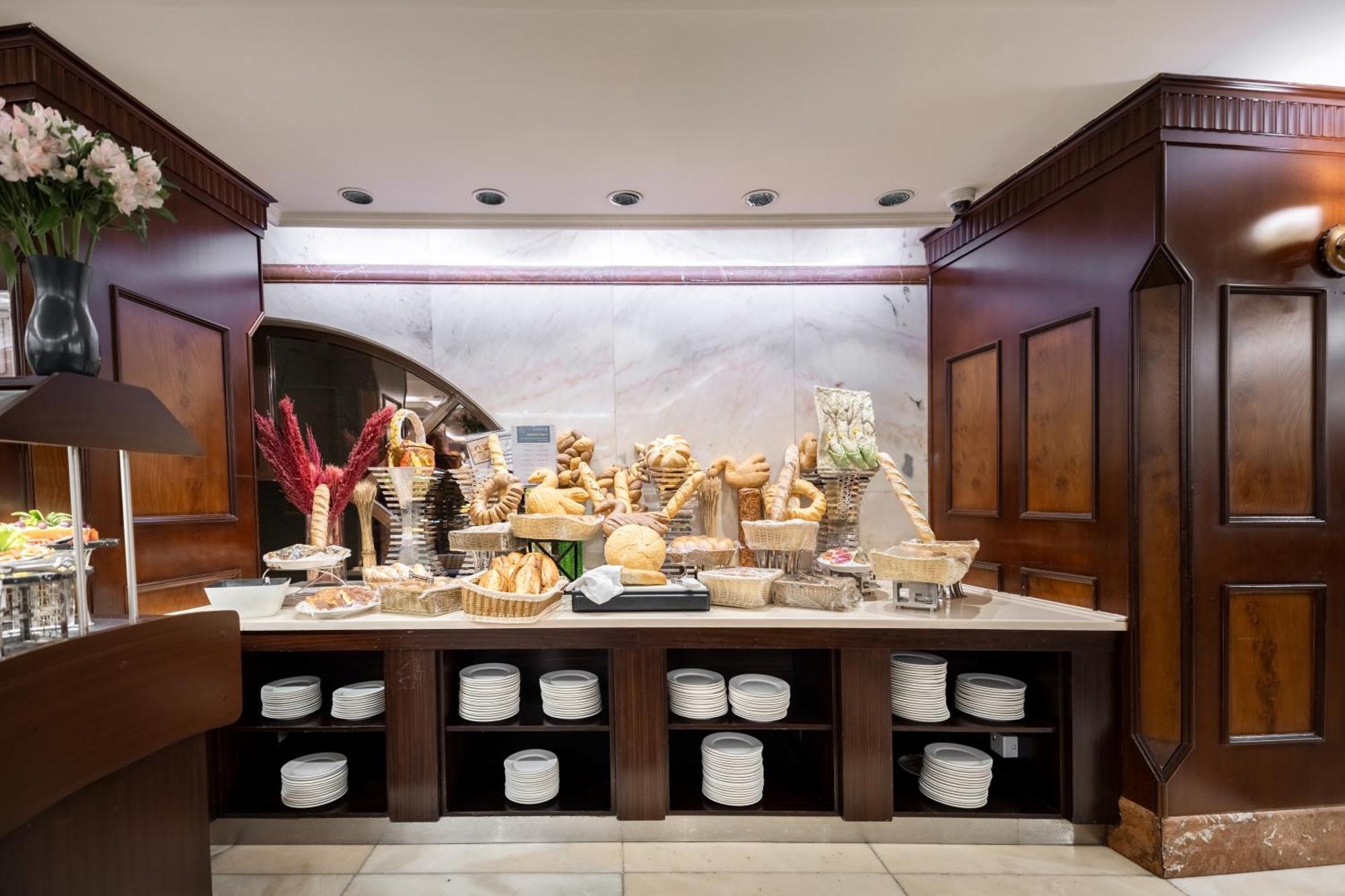 אל-מדינה Emaar Royal Hotel מראה חיצוני תמונה