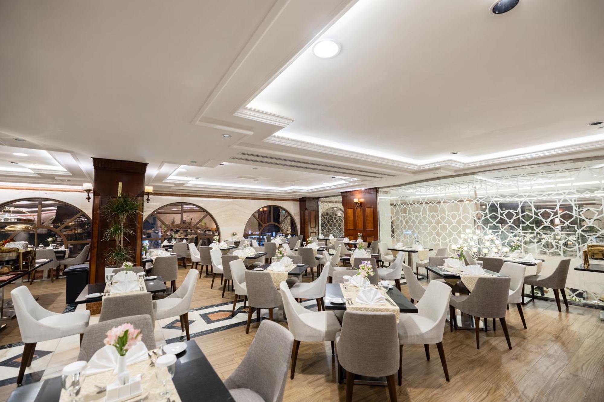 אל-מדינה Emaar Royal Hotel מראה חיצוני תמונה